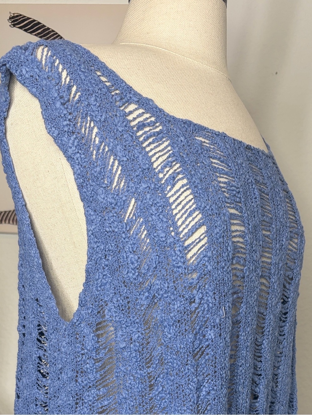 Hands to Hearts fringe tank channel weave in amethyst new